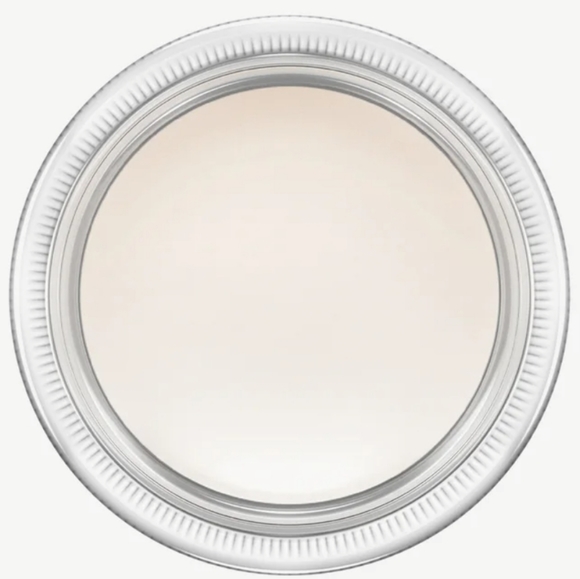 MAC Sink To A Whisper Pro Longwear Paint Pot - Picture 2 of 10